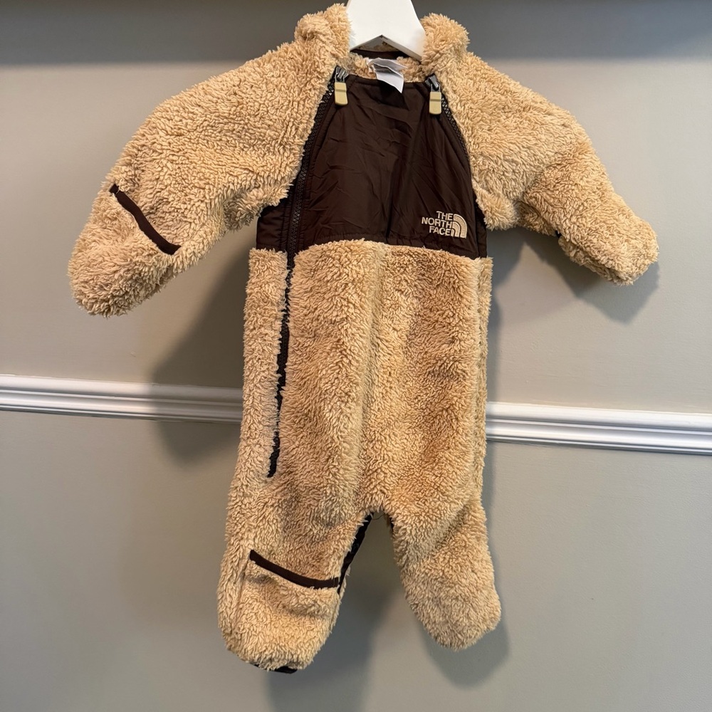 The North Face Kids Beige and Brown Sherpa One-Piece Footie
